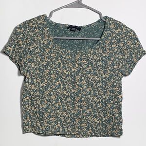 AE Floral Short Sleeved Crop Top